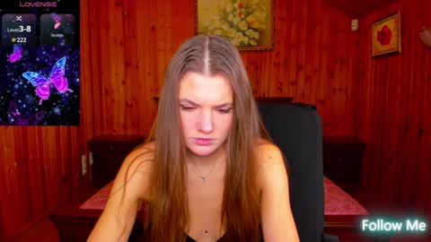 Strawberrylux online show from 11, 12, 2024