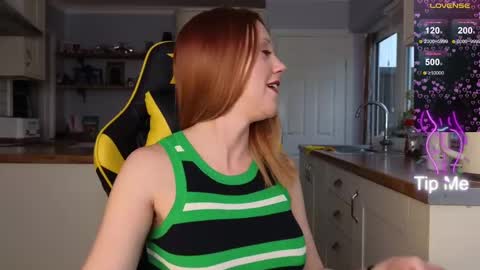 Snapshot of stripmequick chatting on 21, 1, 2025 Amorina online show from 21, 1, 2025