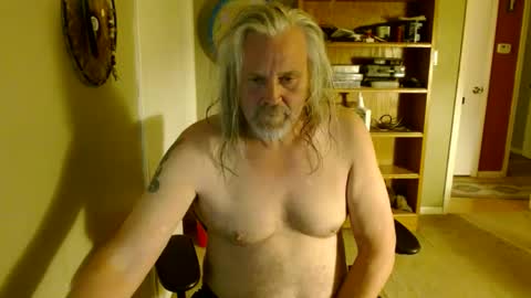 Snapshot of stroknpoker chatting on 4, 10, 2025 stroknpoker online show from 4, 10, 2025