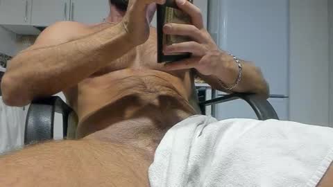 Strong Arni online show from 5, 3, 2025