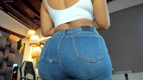 Snapshot of strong_girl_ chatting on 9, 12, 2024 Alexa online show from 9, 12, 2024