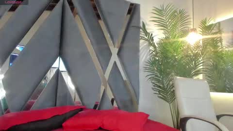 Snapshot of strong_girl_ chatting on 10, 3, 2025 Alexa online show from 10, 3, 2025