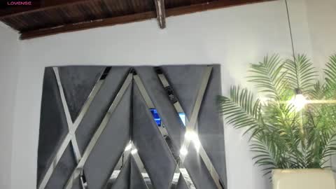 Snapshot of strong_girl_ chatting on 14, 11, 2025 Alexa online show from 14, 11, 2025