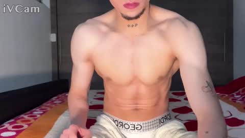 stronghardlatino online show from 24, 4, 2026