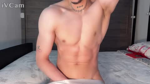 stronghardlatino online show from 24, 7, 2026