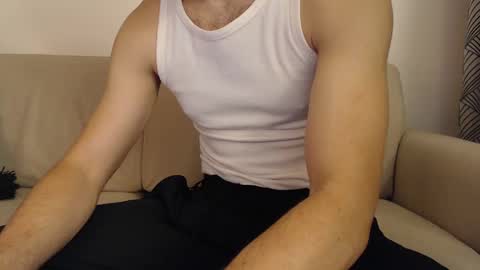 Stud From Paris online show from 20, 2, 2025