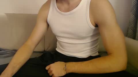 Stud From Paris online show from 21, 12, 2025