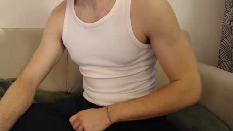Stud From Paris online show from 26, 2, 2026
