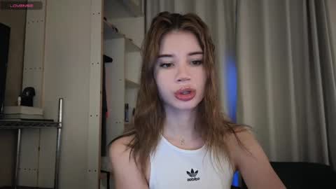 Sofa online show from 26, 4, 2026