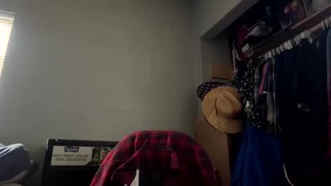 suavecito67 online show from 27, 11, 2025