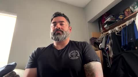Snapshot of suavecito67 chatting on 10, 5, 2026 suavecito67 online show from 10, 5, 2026