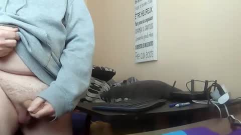 Snapshot of sublou2017 chatting on 3, 3, 2026 sublou2017 online show from 3, 3, 2026