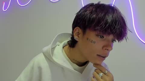 Snapshot of submissive_boyy_ chatting on 10, 10, 2025 nico online show from 10, 10, 2025