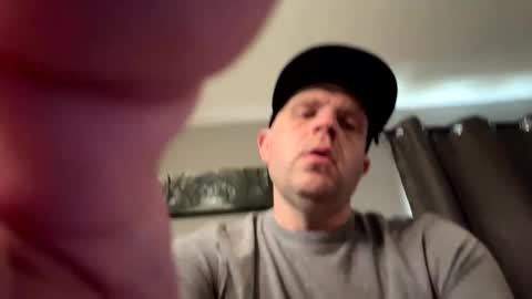 submissivebrett381 online show from 7, 6, 2026