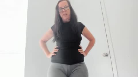 Submissie Peach Goddess online show from 3, 5, 2026