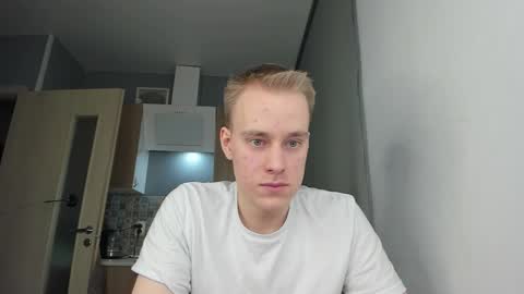 Snapshot of successful_kevin chatting on 21, 12, 2025 Kevin online show from 21, 12, 2025