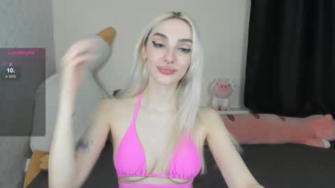 Chloe online show from 16, 10, 2025