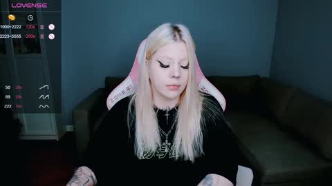 succubus_leslie online show from 24, 12, 2024
