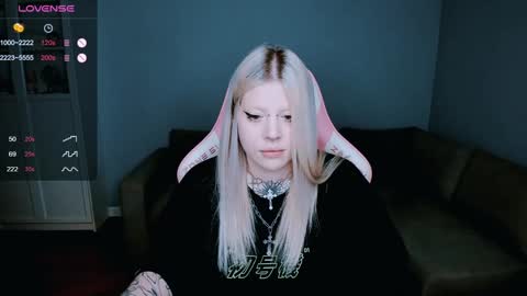 succubus_leslie online show from 15, 1, 2025