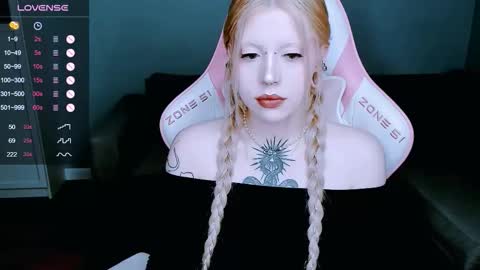 succubus_leslie online show from 26, 11, 2025
