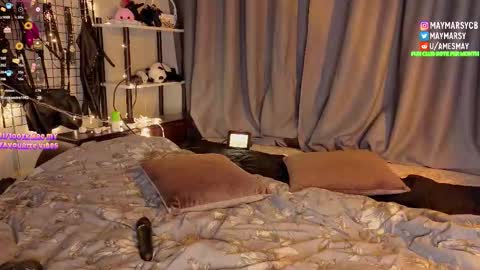 Snapshot of succubus_room chatting on 8, 3, 2026 May online show from 8, 3, 2026