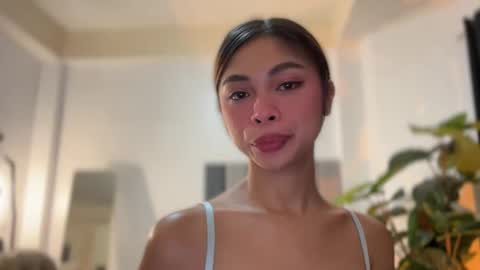 Snapshot of suckablechick chatting on 15, 11, 2025 Marry online show from 15, 11, 2025