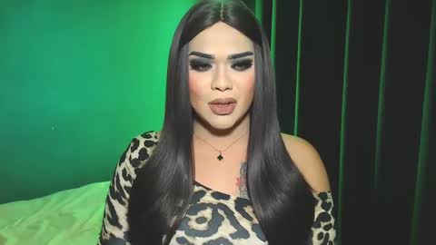 Snapshot of suckablecockoffreya chatting on 7, 12, 2024 JADE ELYSE online show from 7, 12, 2024