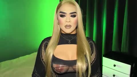 Snapshot of suckablecockoffreya chatting on 9, 2, 2026 JADE ELYSE online show from 9, 2, 2026