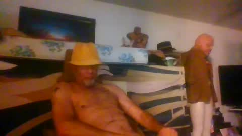 Snapshot of suckitu812 chatting on 29, 9, 2025 SUCKITU812 online show from 29, 9, 2025