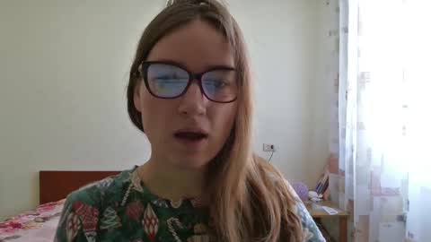 suckmydickifurstreight online show from 24, 2, 2025