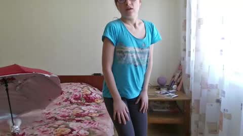 suckmydickifurstreight online show from 10, 3, 2025