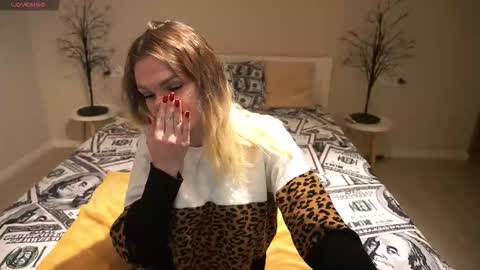 Kate online show from 24, 11, 2025