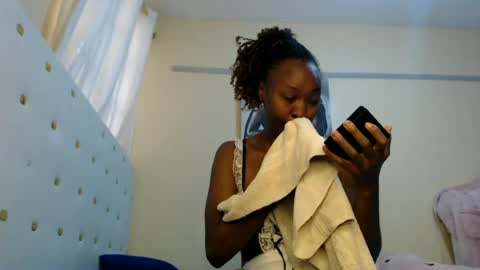 Snapshot of sugarlips_05 chatting on 2, 7, 2026 sugar online show from 2, 7, 2026