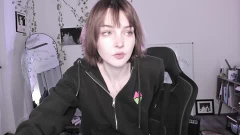 Ella online show from 22, 5, 2026