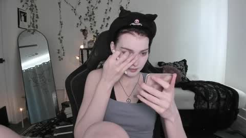 Ella online show from 5, 6, 2026