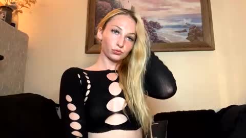 sugarrushxoxo online show from 29, 3, 2026
