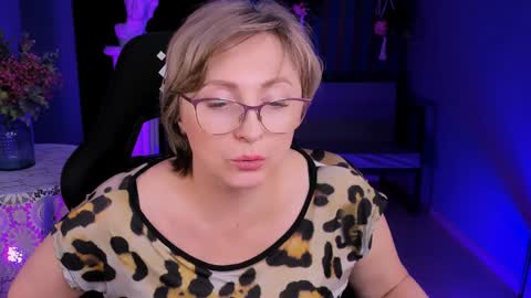 Snapshot of sugarvi chatting on 15, 1, 2025 Vivien online show from 15, 1, 2025