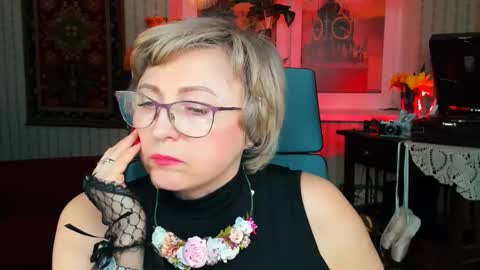 Snapshot of sugarvi chatting on 5, 3, 2025 Vivien online show from 5, 3, 2025