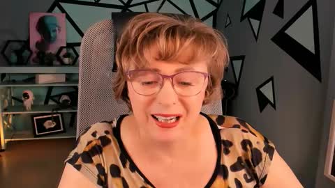 Snapshot of sugarvi chatting on 19, 11, 2025 Vivien online show from 19, 11, 2025