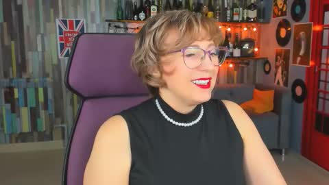 Snapshot of sugarvi chatting on 26, 11, 2025 Vivien online show from 26, 11, 2025