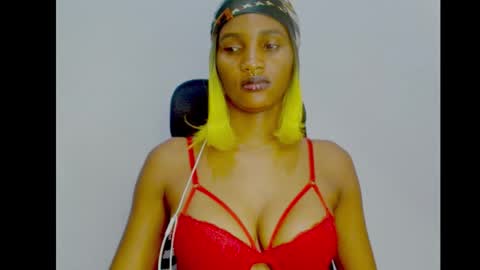 Snapshot of sugax_cuntwetxx chatting on 4, 10, 2025 Ivy online show from 4, 10, 2025