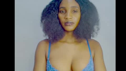 Snapshot of sugax_cuntwetxx chatting on 18, 10, 2025 Ivy online show from 18, 10, 2025