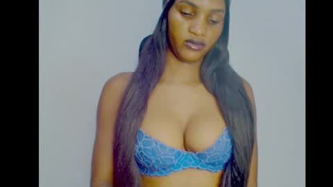 Snapshot of sugax_cuntwetxx chatting on 6, 11, 2025 Ivy online show from 6, 11, 2025