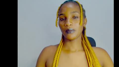 Snapshot of sugax_cuntwetxx chatting on 5, 12, 2025 Ivy online show from 5, 12, 2025