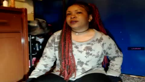 suggabrown_ online show from 27, 7, 2026