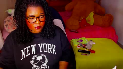 Cami   Back in 2 hours online show from 15, 12, 2024