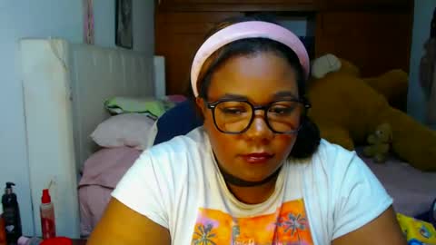 Cami   Back in 2 hours online show from 21, 1, 2025