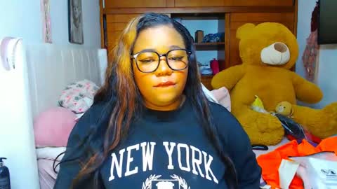 Cami   Back in 2 hours online show from 21, 2, 2025