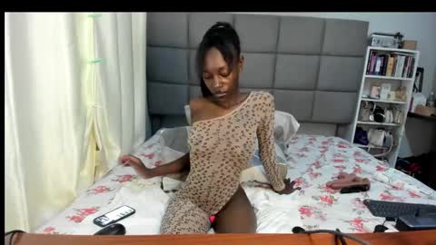 suhaila_suu online show from 26, 12, 2024