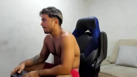 Snapshot of sukuna_hara chatting on 4, 10, 2025 sukuna_hara online show from 4, 10, 2025